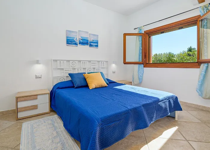 Anna Bay * ムルタ・マリア