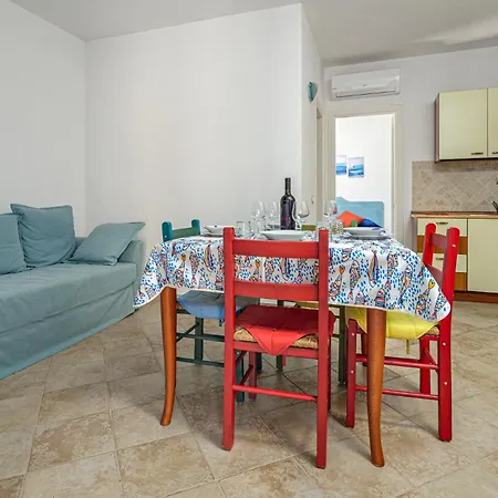 Holiday home Anna Bay Murta Maria